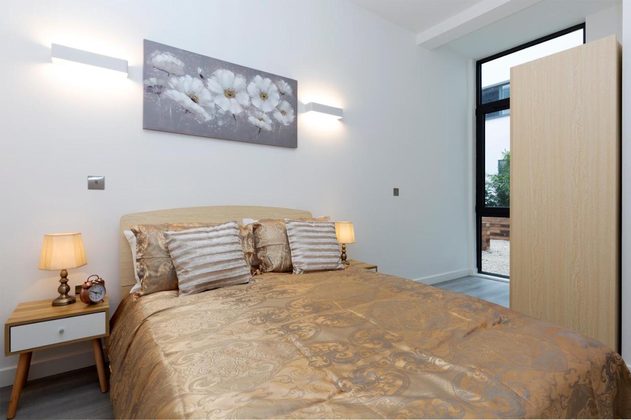 The Atrium Apartamento Milton Keynes Exterior foto